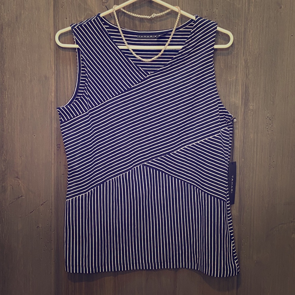 Tahari Brand Top!!! Amazing fit on!!